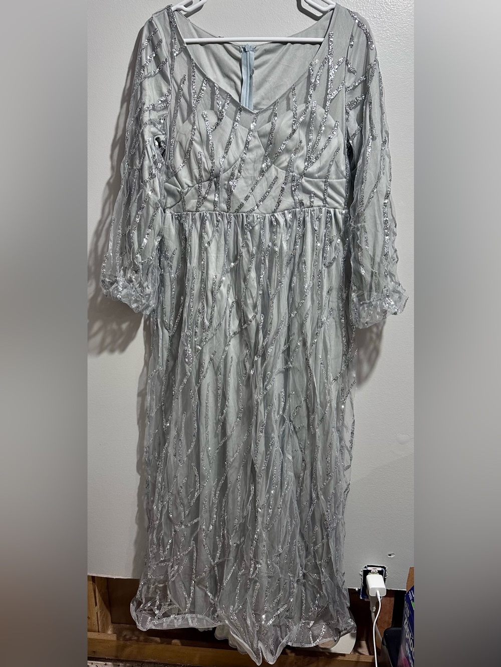 Light Silver Glitter Mesh Maxi Dress Size XL Elegant V-Neck (1281)